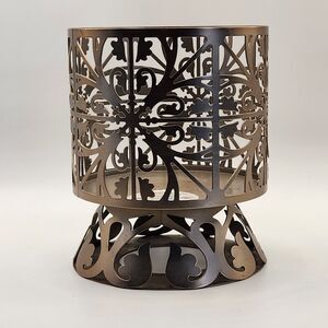 Bath & Body Works Ornate Swirl Gate Pedestal 3 Wick Candle Holder Sleeve 14.5OZ